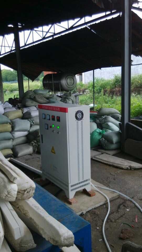 造粒機電磁加熱現(xiàn)場圖 造粒機電磁加熱現(xiàn)場圖