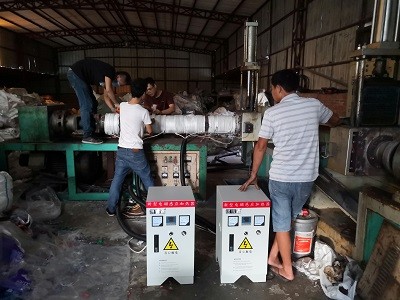 塑料造粒機(jī)電磁加熱器節(jié)能改造